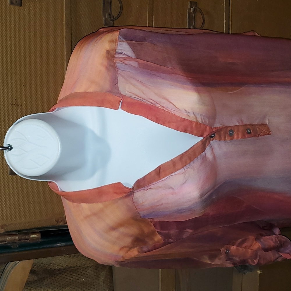 CASUAL STUDIO blouse.    #3370 - Picture 4 of 6